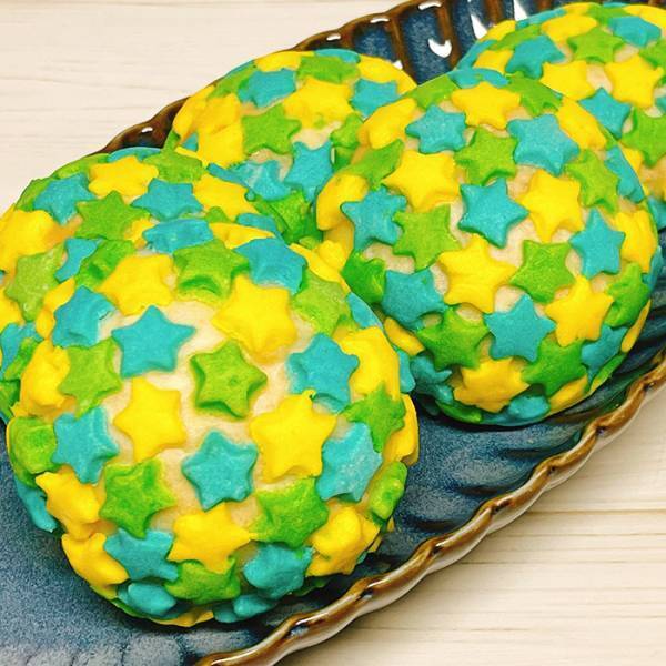 手作りパンに「失敗の予感しかしない…」　完成後「すごすぎる」「子供が好きそう」の声！