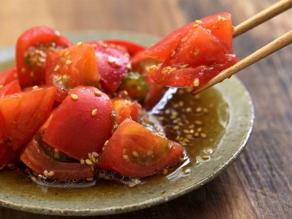 トマトが何個でも食べられそう！　夏でも食欲が湧く『ひんやりレシピ』がお手軽