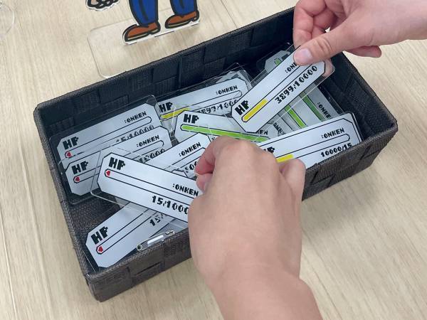 会社で配布された『謎のバッジ』　正体に「天才の発想か！」「めっちゃ欲しい」