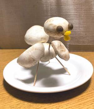 「キュウリがなかった」　お盆の『精霊馬』に爆笑　先祖もびっくりな、その見た目は？