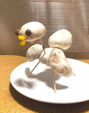 「キュウリがなかった」　お盆の『精霊馬』に爆笑　先祖もびっくりな、その見た目は？