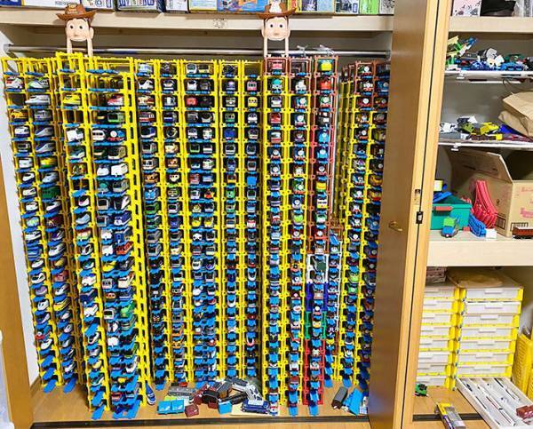 プラレールに熱中する息子　背後にある『作品』に「将来有望」「レベルが違った」