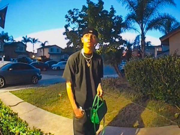 拾ったバッグを持ち主に届けた青年　驚きの『謝礼』を受け取ることに！