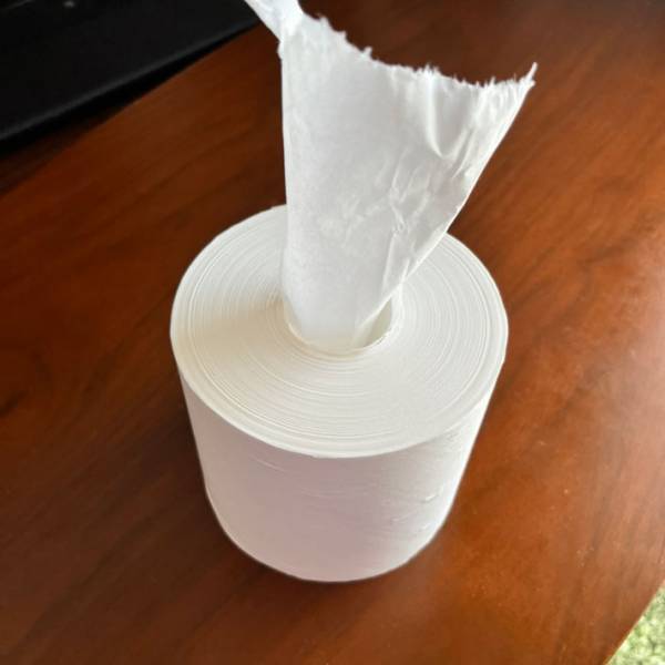 「何で思いつかなかったんだろう」　警視庁がすすめる、トイレットペーパーの『便利技』とは？