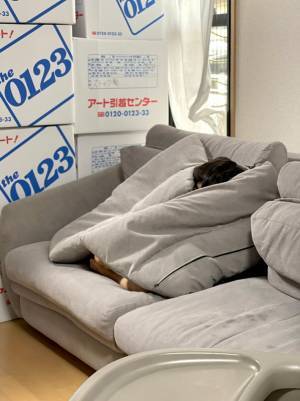 引っ越し作業中の息子が怯える理由と行動に「笑った」「かわいい」