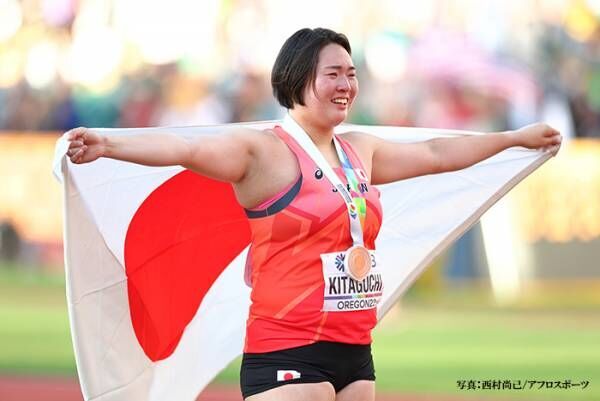 【歴史的快挙】世界陸上やり投げで、日本人女性初のメダル！　北口榛花の姿に「素晴らしい」の声