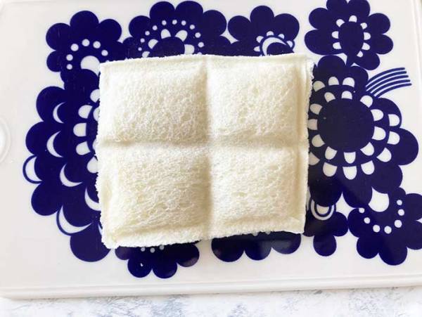 専用器具なしでOK！　手軽にパクッと食べられる、ミニサンドイッチの作り方