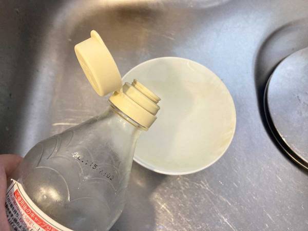 これで気兼ねなく納豆が食べられる！　茶碗のヌルヌル汚れがすっきり落ちる裏技