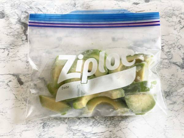 もうこれでダメにしない！　自宅で簡単にできる『冷凍アボカド』の作り方