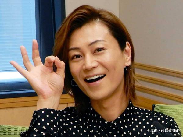 氷川きよしが着ていた、個性的な服　「どうなってるの」