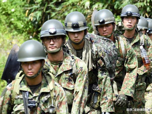 自衛隊、豪雨の被災地に災害派遣　「猛暑の中ありがとう」「熱中症に気を付けて」の声
