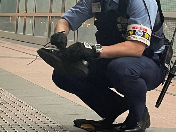 事故に遭ったライダーに、警察官が『神対応』　「すごい発想！」「正義のヒーロー」