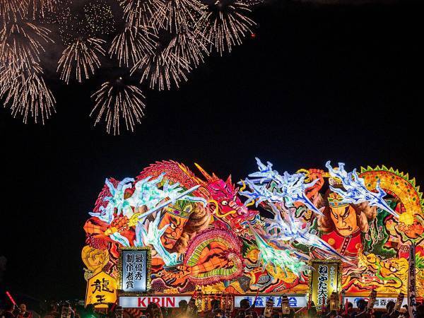 「なぜだか涙が」　３年ぶり開催『青森ねぶた祭』の１枚に胸が熱くなる