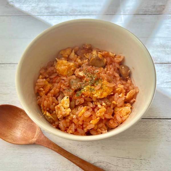 シェフ考案！簡単オムライスの作り方が話題に　「昼食に最適」「頭がいい」