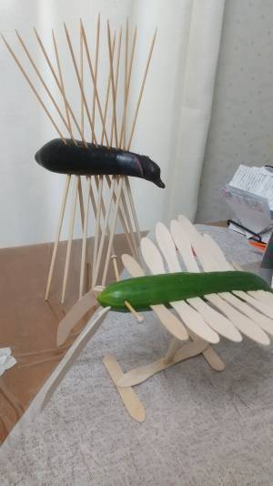 弟作の精霊馬　「見たことねぇ生き物だ！」と騒がれそうな２体に「再現度が高い」