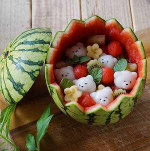 母親が作ったフルーツポンチに「すごすぎる」　瞬く間に７万の『いいね』！