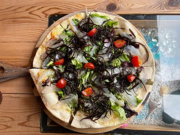 人々でごった返してるフェス会場かと思ったら？　１枚の写真に「だまされた！」