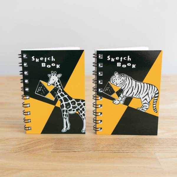 黒と黄色が特徴的な『スケッチブック』　記念になって登場！