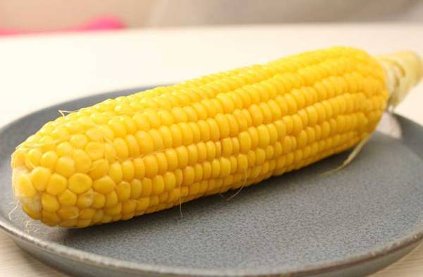 夏でも食欲が湧きそうな『トウモロコシのバター醤油ライス』レシピが話題