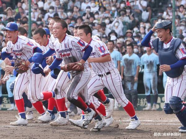 【甲子園】山口６４年ぶりの快挙なるか　下関国際が初の決勝戦進出！
