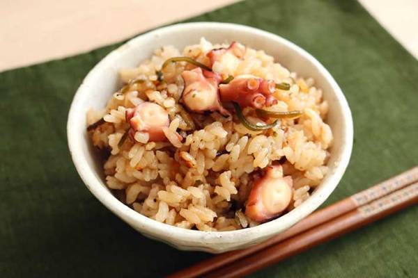簡単に作れるタコめしがおいしそう！　「子供もたくさん食べた！」「絶対うまいやつ」