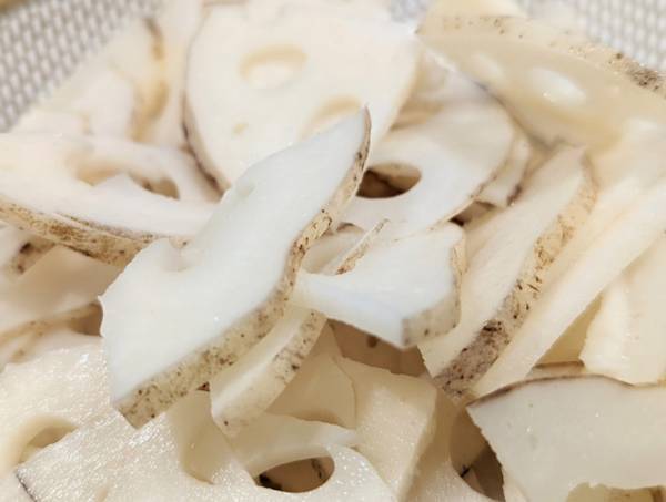 レンコンの皮の使い道に「な、なんだってー！」「これまでの苦労はなんだったのか」