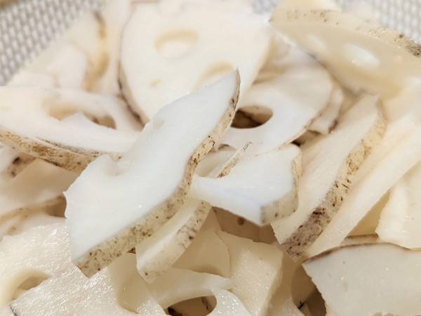 レンコンの皮の使い道に「な、なんだってー！」「これまでの苦労はなんだったのか」