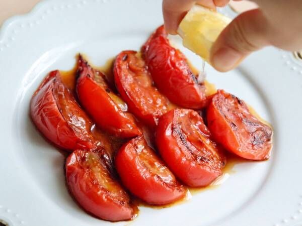 焼いたトマトを冷蔵庫で冷やすと？　「まるでフルーツのおいしさ！」