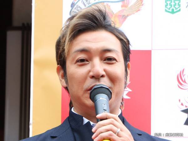 「感動した」　つるの剛士、１８歳となった長男にしてもらったことが？