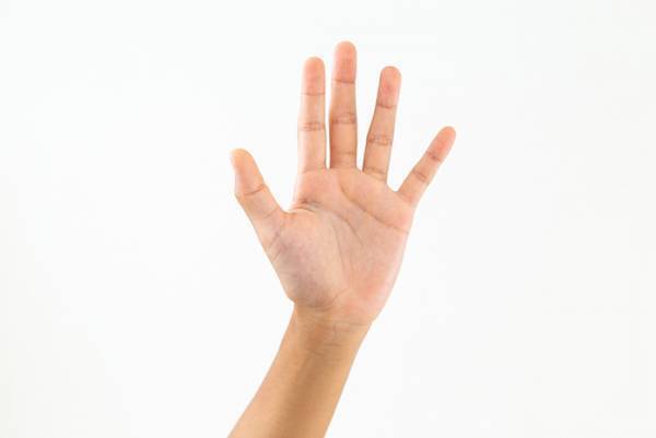 限界寸前でトイレに行ったら、長蛇の列が！　飛び出た一言に「吹いた」「マネしたい」