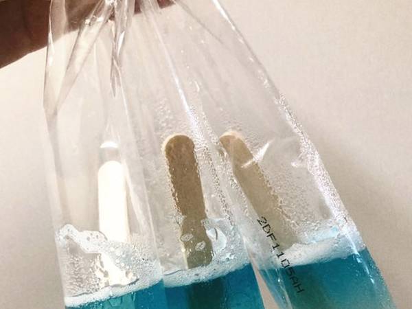 溶けた『ガリガリ君』　見た目に「幻想的」「垢ぬけているみたい」