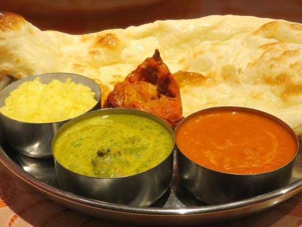 「日本人考えすぎだよ」　仕事の不安を話す客に、インド人の店長が？　「めっちゃ元気出た」