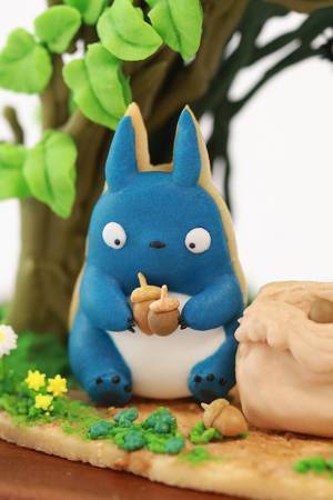 フィギュア…かと思いきや！？　トトロのアイシングクッキーに「もはや芸術作品」