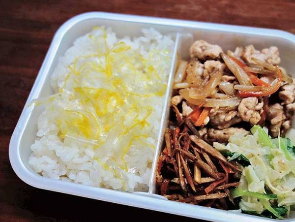 秋の行楽にもピッタリ　ダイソーの弁当グッズで『ひよこ』が作れるってホント？