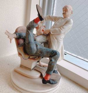 歯科医院に入ると…　目に飛び込んできたものに「子供が見たら泣きそう！」