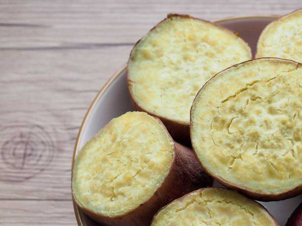 材料はサツマイモと調味料だけ　簡単レシピが「一瞬で食べ終わった！」