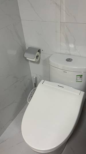 上海のトイレに、日本人「どうすりゃええねん！」　実際の光景に「難易度高すぎ」