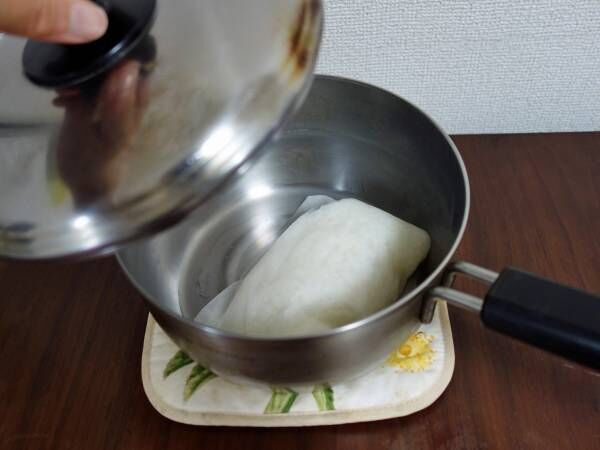 ダイソーの便利商品！　話題の『炊飯袋』を使って、鍋でご飯を炊いてみた