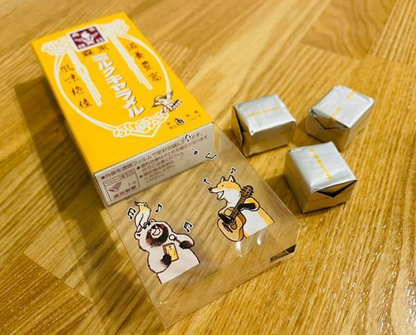 『森永ミルクキャラメル』に楽しい仕掛けが！　フィルムと中箱を組み合わせると…？