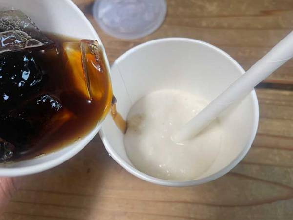 マクドナルドのシェイクとコーヒーで？　ウワサの裏メニューを飲んでみた！