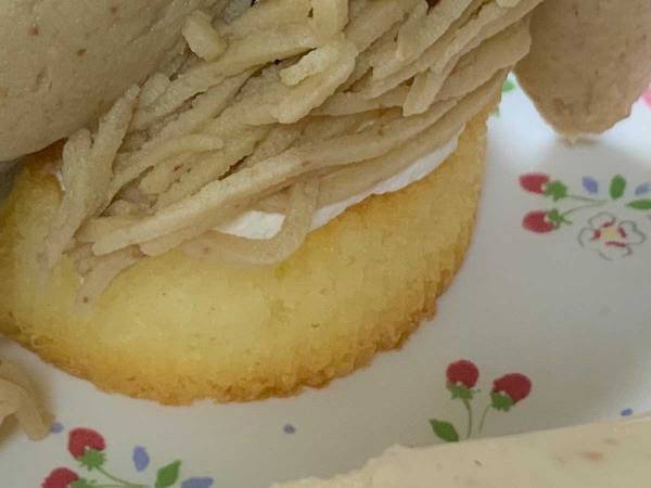 夫に『モンブラン』の仕上げを任せると？　想像のナナメ上を１枚に「爆笑」「仕事どころじゃない」の声