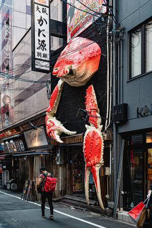 飲食店を撮影したら、ゾッとする光景に！　「ヒエッ…」「完全にホラー映画」