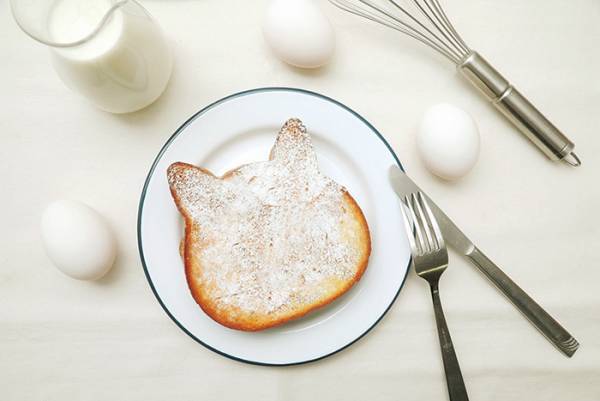 【猫好き必見】かわいすぎる『ねこねこ食パン』がついたパンセットが限定発売！