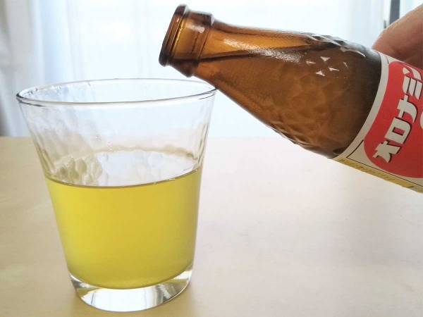 『オロナミンＣ』に緑茶を…？　爆誕したアレンジドリンクに「気になってた」「今度やってみる」