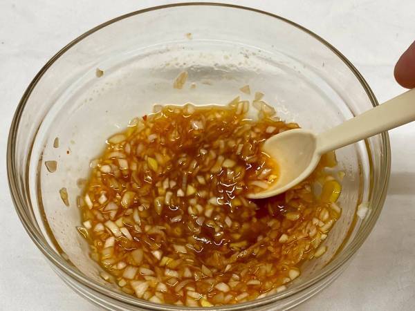 混ぜるだけで作れる『万能甘酢たれ』に反響！　「絶対うまいやつ」「早速作る！」