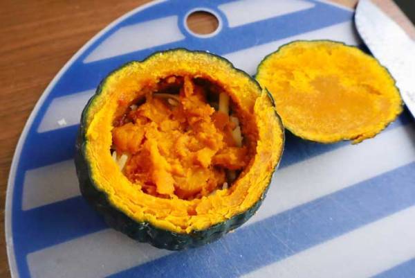悪魔的なおいしさ！　カボチャを丸ごと使う『グラタン』の作り方は？　「簡単」「やってみたい」