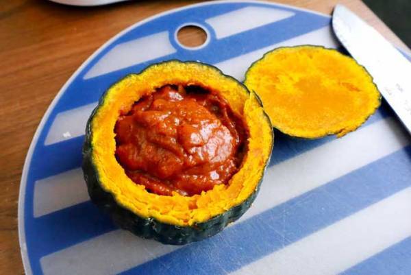 悪魔的なおいしさ！　カボチャを丸ごと使う『グラタン』の作り方は？　「簡単」「やってみたい」