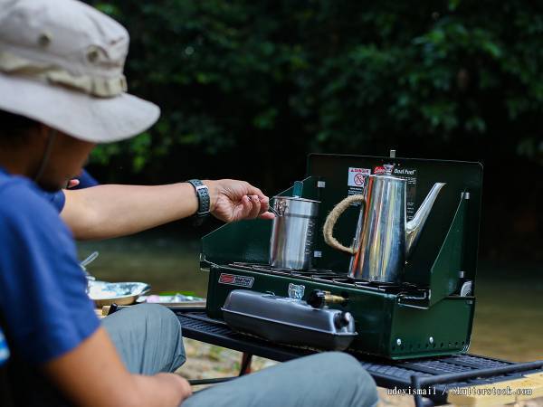 キャンプブームも、知られていない？　缶詰の調理方法に注意喚起