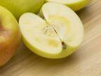 青果部の担当者がオススメする黄色いリンゴに「初めて知った！」