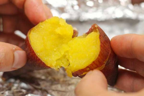 家で作ると失敗しがちな『焼き芋』　しっとり甘く焼くコツは？　「一番知りたかった情報」